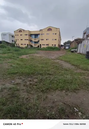 Commercial Goldmine: 42 Offices on Major Road, Old Bodija