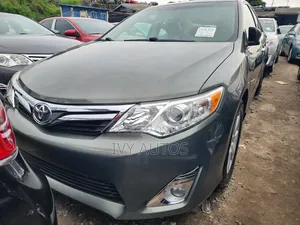 Toyota Camry LE 4dr Sedan (2.5L 4cyl 6A) 2013 Green