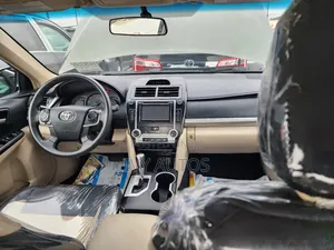Toyota Camry LE 4dr Sedan (2.5L 4cyl 6A) 2013 Green