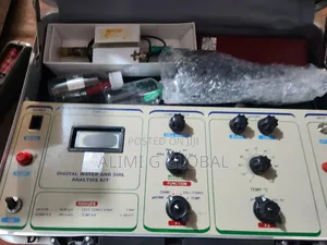 Soil and Water Field Analyzer