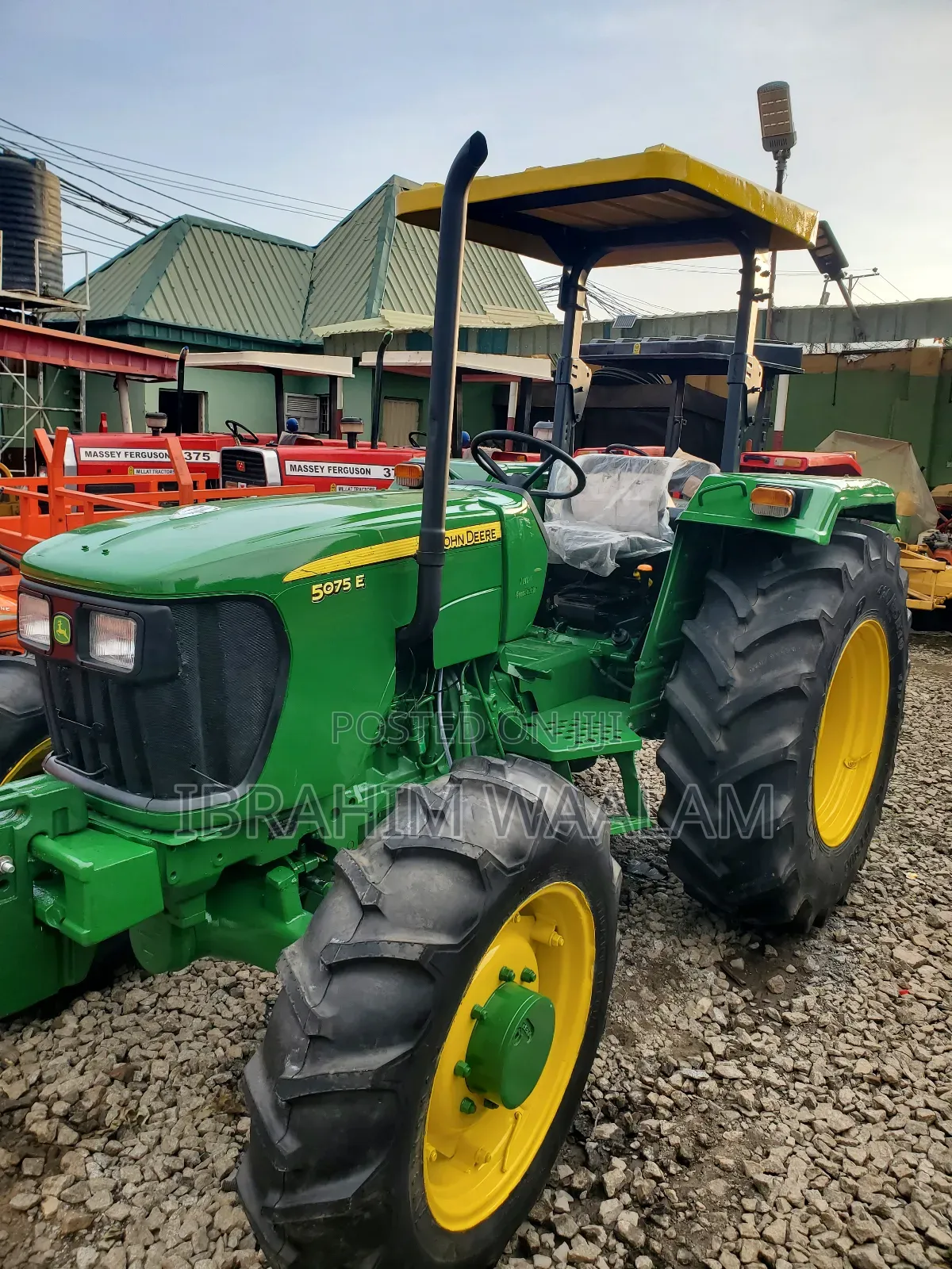 John Deere 5075 E