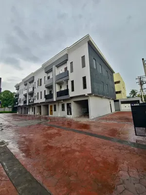 5bdrm Duplex in Shonibare Ikeja Gra for sale