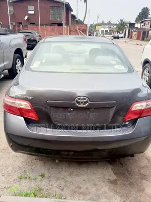 Toyota Camry LE 4dr Sedan (2.4L 4cyl 5A) 2007 Gray