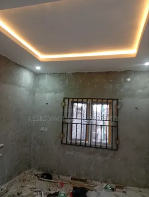 1bdrm Block of Flats in Karu Court for rent