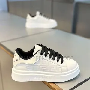 Unisex Sneakers Comfy Shoes