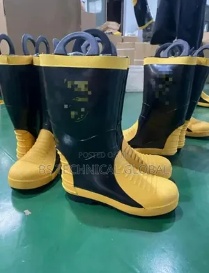 Fighting Safety Boot