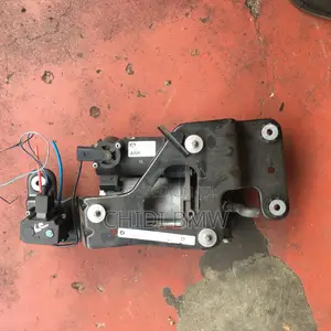 BMW E70 X5 X6 Air Suspension Pump