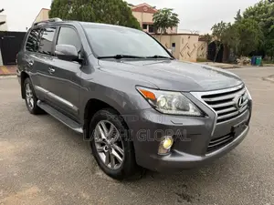 Lexus LX 570 AWD 2013 Gray