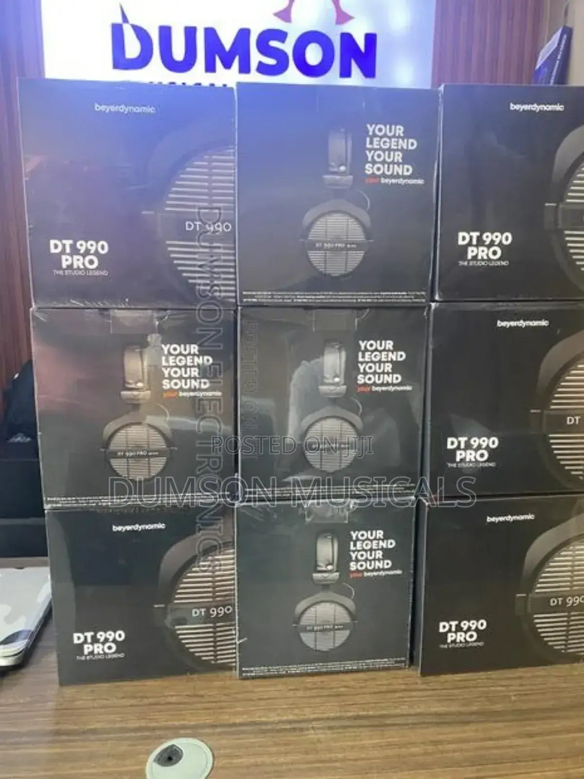 Beyerdynamic Dt990 Pro Headphones 