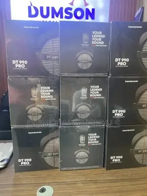 Beyerdynamic Dt990 Pro Headphones 