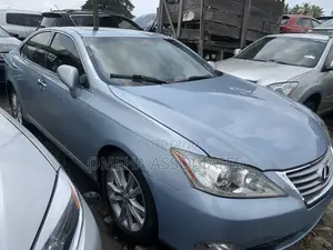 Lexus ES 350 2011 Blue