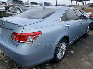 Lexus ES 350 2011 Blue