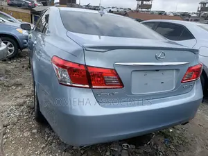 Lexus ES 350 2011 Blue