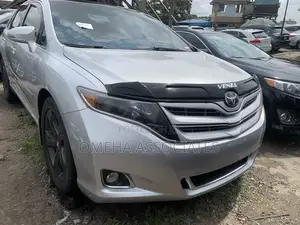 Toyota Venza V6 AWD 2011 Silver