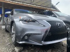 Lexus IS 350 AWD 2015 Gray