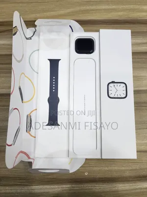 Open Box Apple Watch Series 7 45mm
