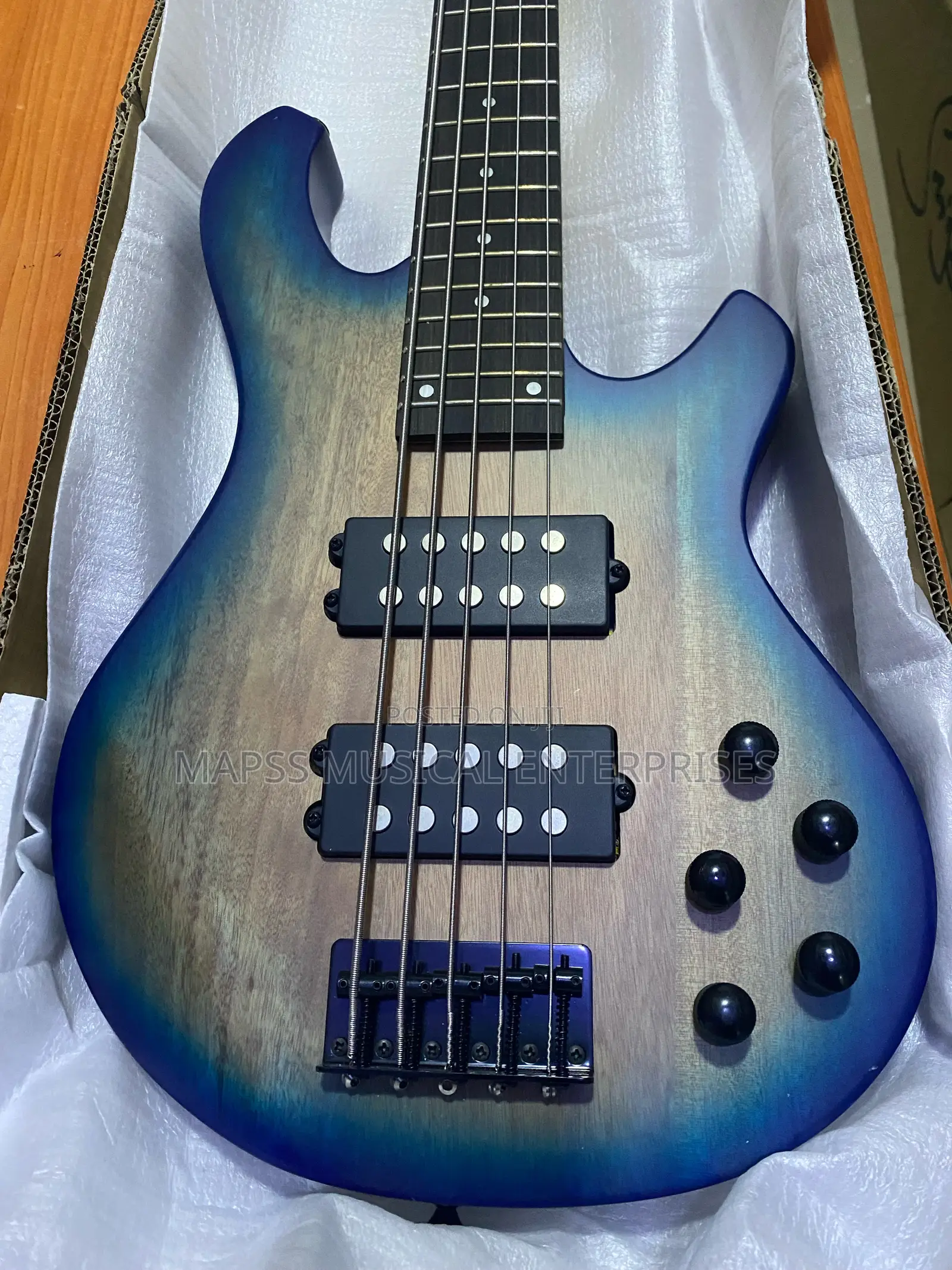 Ibanez Sr375e Five String Active Bass Guitar