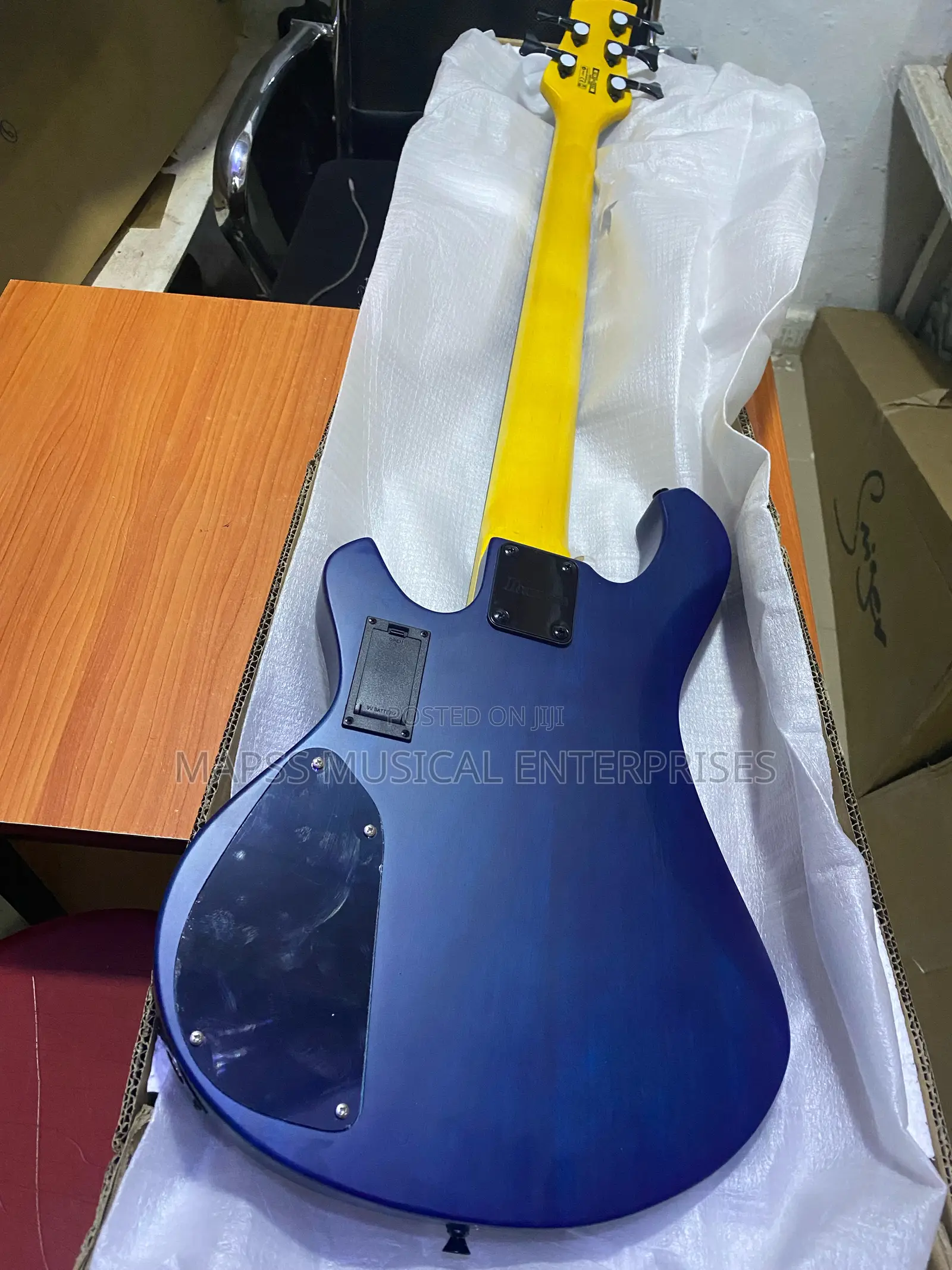 Ibanez Sr375e Five String Active Bass Guitar