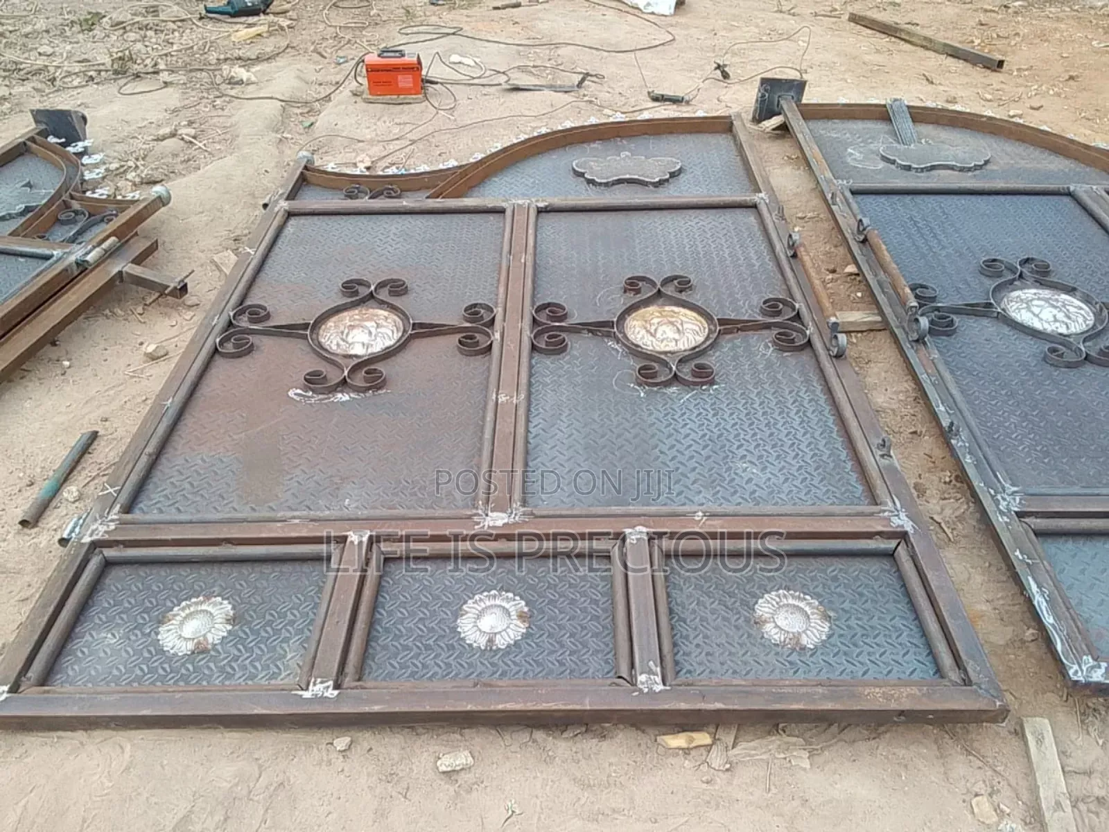 Big Gate Access