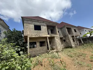 3bdrm Duplex in Life Camp for sale