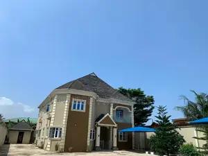 6bdrm Duplex in Ajuwon Akute for sale