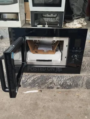 Bosch Digital Display Inbuilt 25litters Microwave 60x60cm With Grill