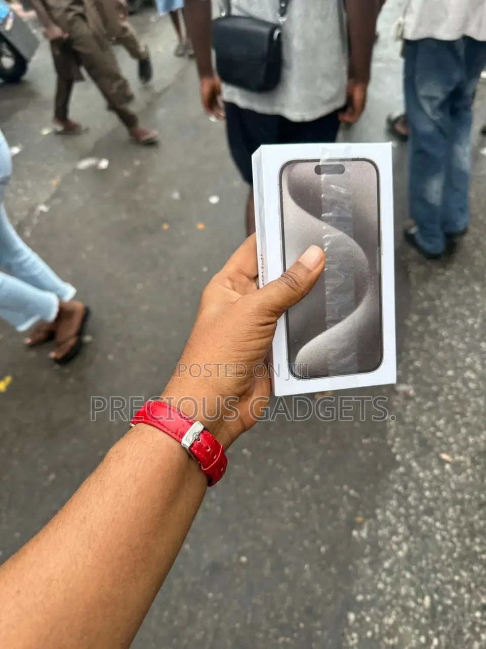 New Apple iPhone 15 Pro 256 GB Black