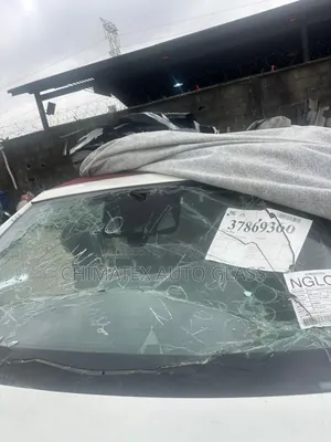 C43 Coupe 2017 Windscreen Glass Available