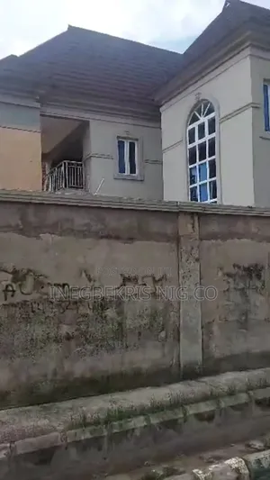 5bdrm Duplex in Greenfield Estate, Okota for sale