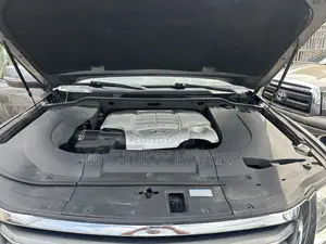 Lexus LX 570 AWD 2013 Gray