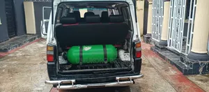 Mitsubishi L300 2004 White