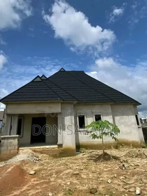 3bdrm Bungalow in Celestine Omehia, Port-Harcourt for sale