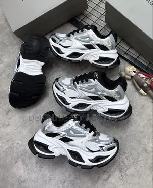 Omeat Luxury Sneakers