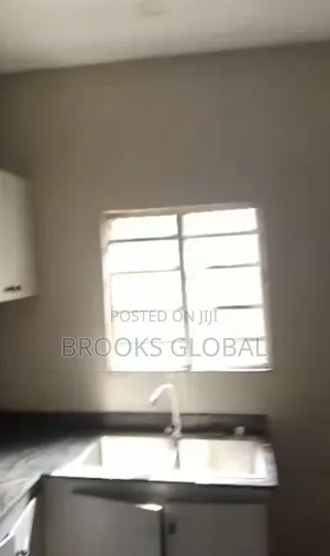 3bdrm Block of Flats in Benin City for rent