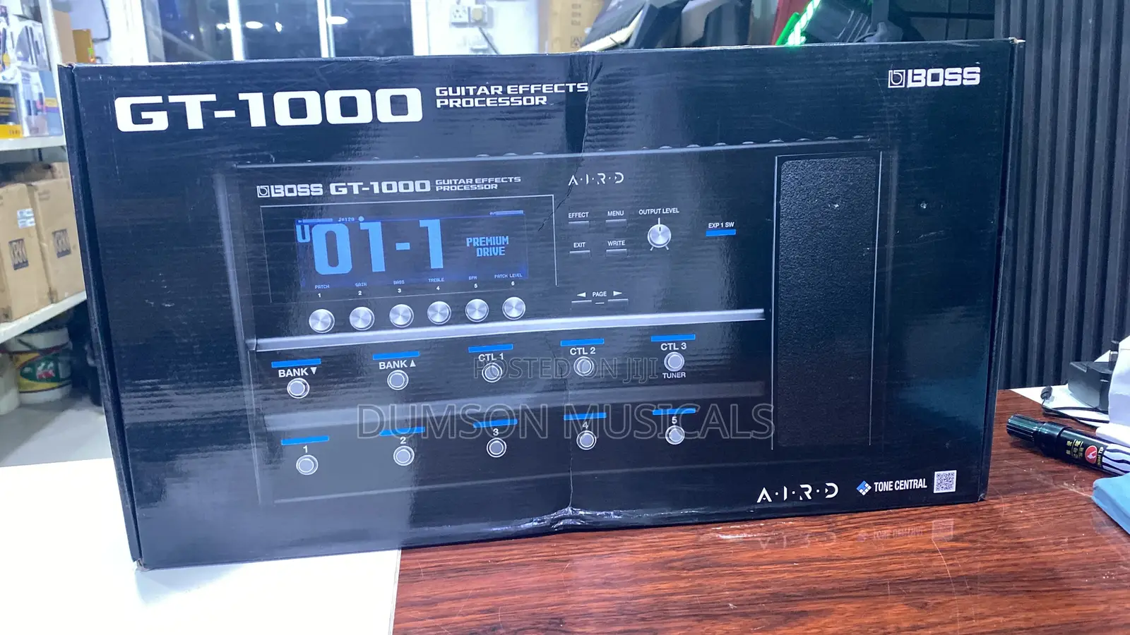 Boss Gt-1000 Bass and Lead Guitar Processor Multi-Effects Pedal