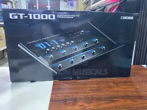 Boss Gt-1000 Bass and Lead Guitar Processor Multi-Effects Pedal