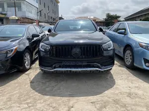 Mercedes-Benz GLC-Class GLC250 Sport Utility 4-Door (2.0L, 4cyl Turbo)