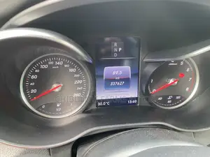 Mercedes-Benz GLC-Class GLC250 Sport Utility 4-Door (2.0L, 4cyl Turbo)