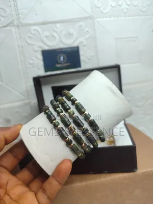 Emerald Bracelet Set