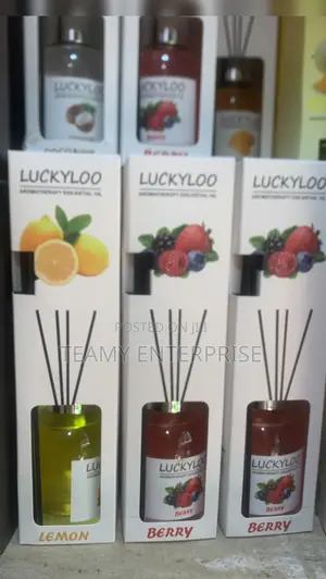 Luckyloo Aromatherapy Essential Oil Reed Diffuser - Various Flavors