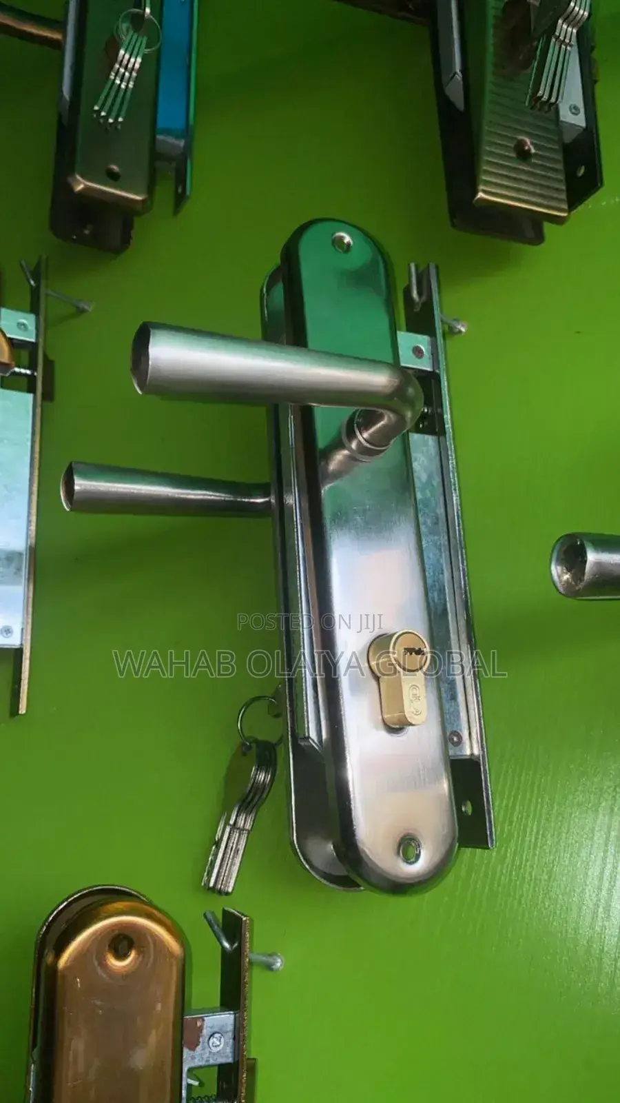 Big Lever Handle Lockset With Key – Durable Secure