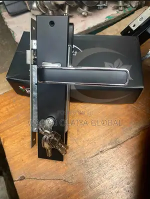 Big Lever Handle Lockset With Key – Durable Secure