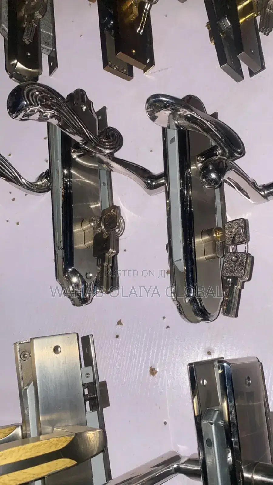 Big Lever Handle Lockset With Key – Durable Secure