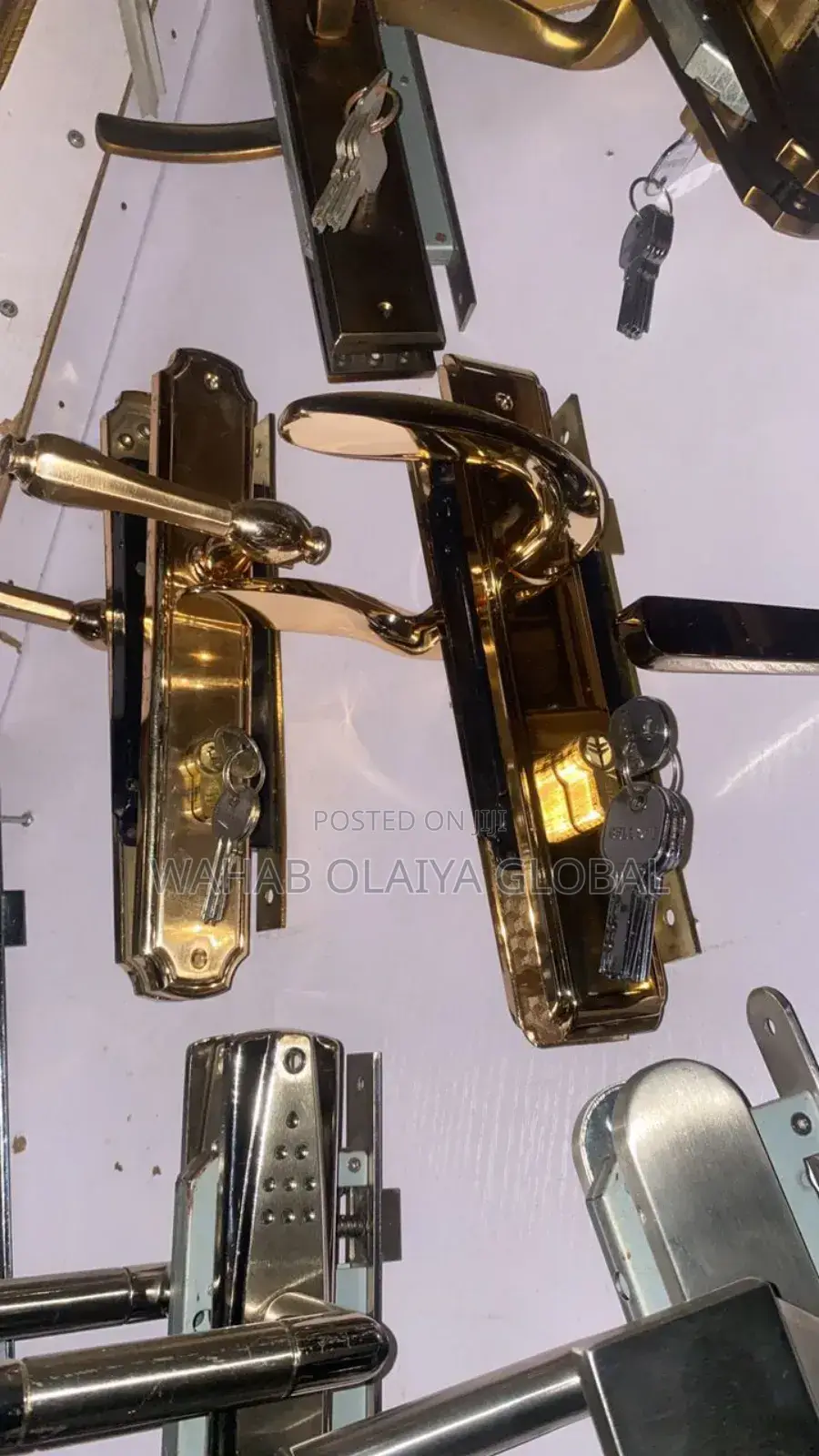 Big Lever Handle Lockset With Key – Durable Secure