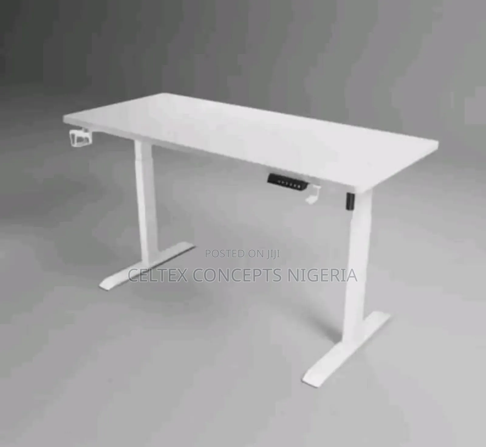 Customizable Gaming Table