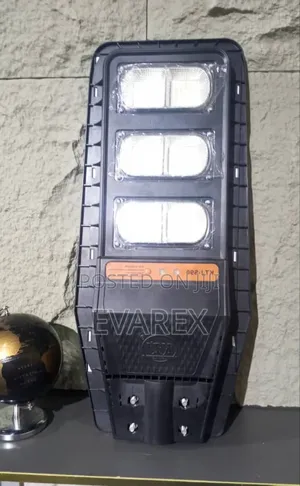 3 Eyes Divided Solar Light 400w