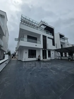 5bdrm Duplex in Lekki County Homes for sale