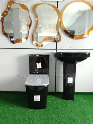Glossy Black Executive Wc