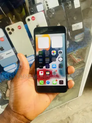 New Apple iPhone 7 Plus 128 GB Black