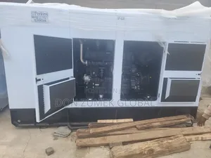 Perkins 650kva Diesel Soundproof Generator